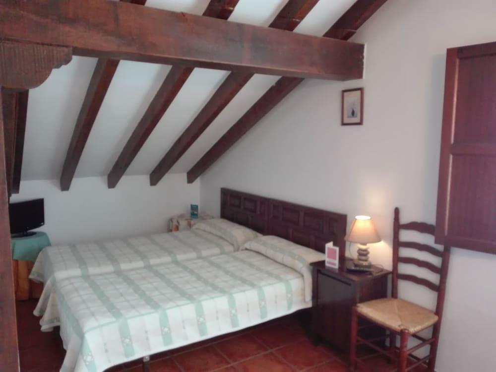 Pasaje San Jorge Otel Comillas Dış mekan fotoğraf